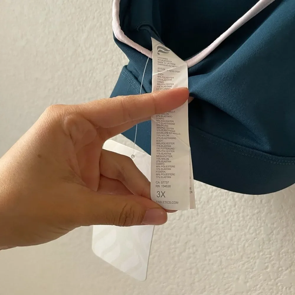 NWT‎ fabletics oasis twist front sports bra